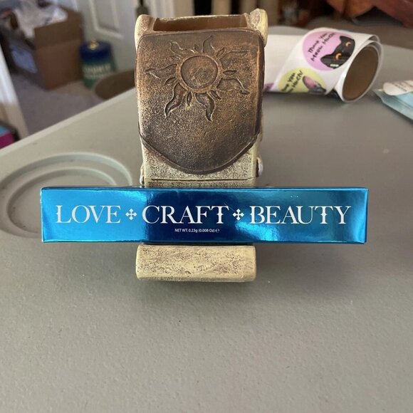 LOVE+CRAFT+BEAUTY Retractable Lip Liner + Brush - Mercury Maroon - NIB - Picture 2 of 3